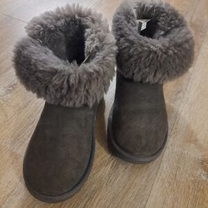 UGG Australia Gray Bailey Lined Boots with Side Button Big Girl's / Women Size 4